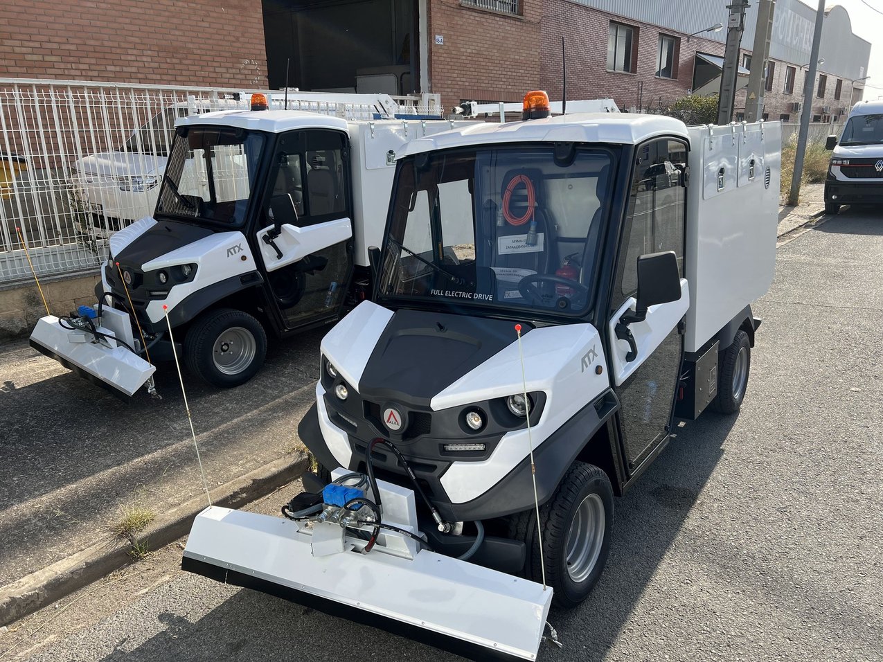 Seyma Equipos y flotas de baldeo de calles y limpieza municipal